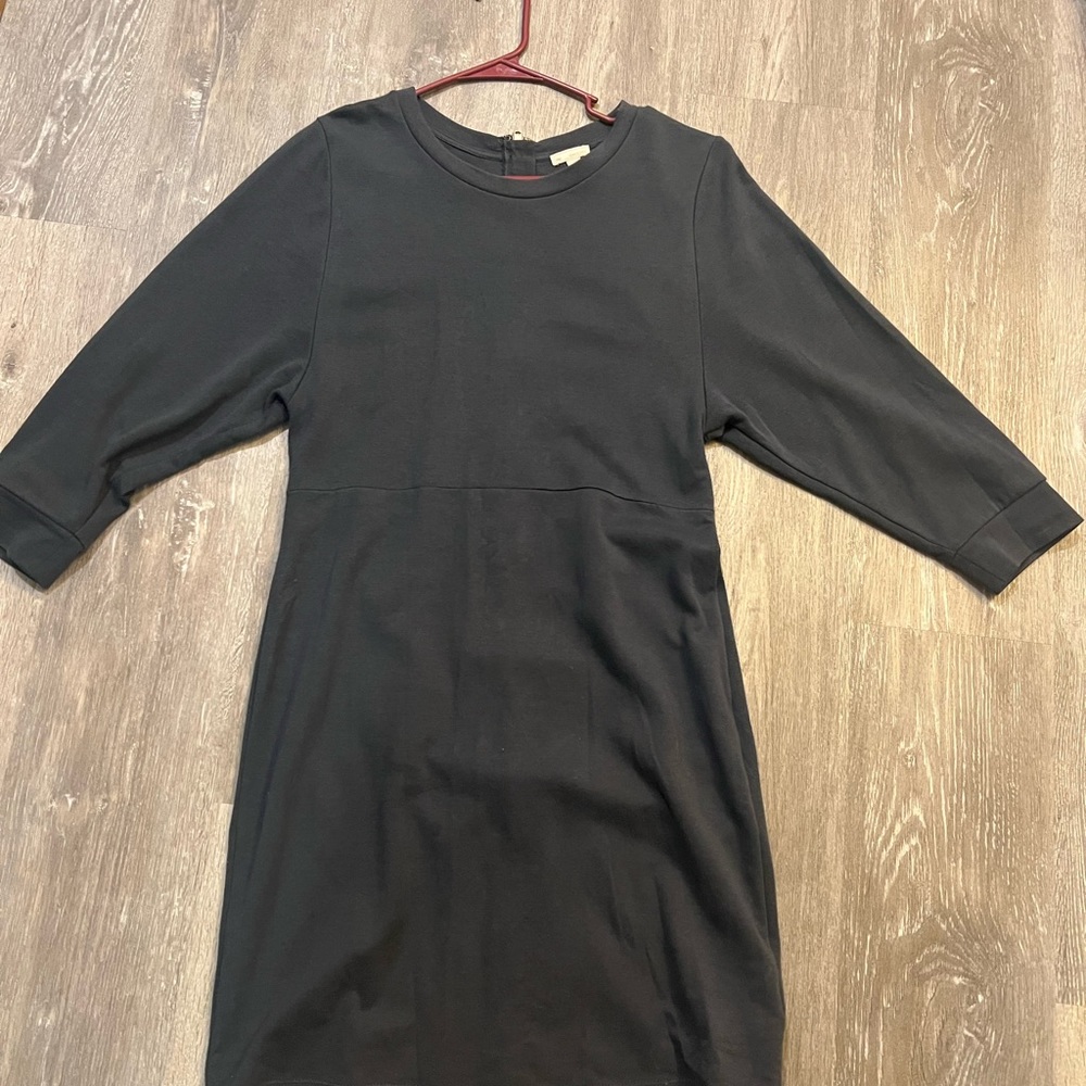 Women dress size M